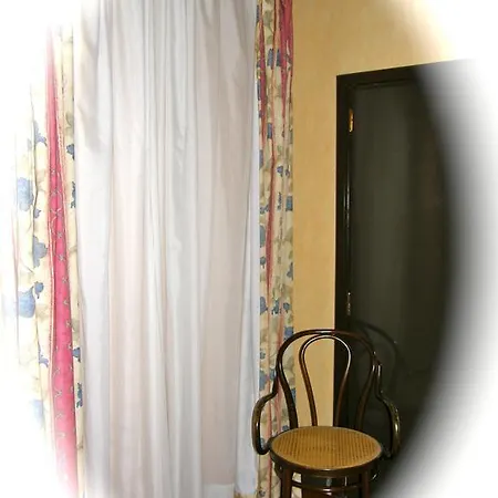 Sant Andrea ゲストハウス ローマ